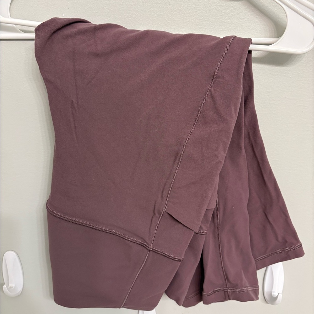 Athleta Women's salutation stash pocket leggings